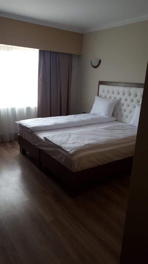 Hanul Domnesc Imperial Hotel & Spa Calan Exterior foto